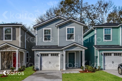 1336 Lake Shore Blvd 3 Beds Apartment for Rent