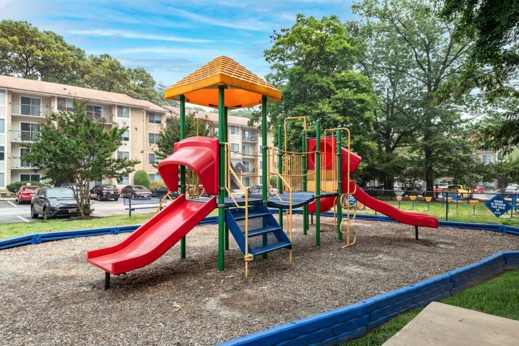 playgrounds at the estates