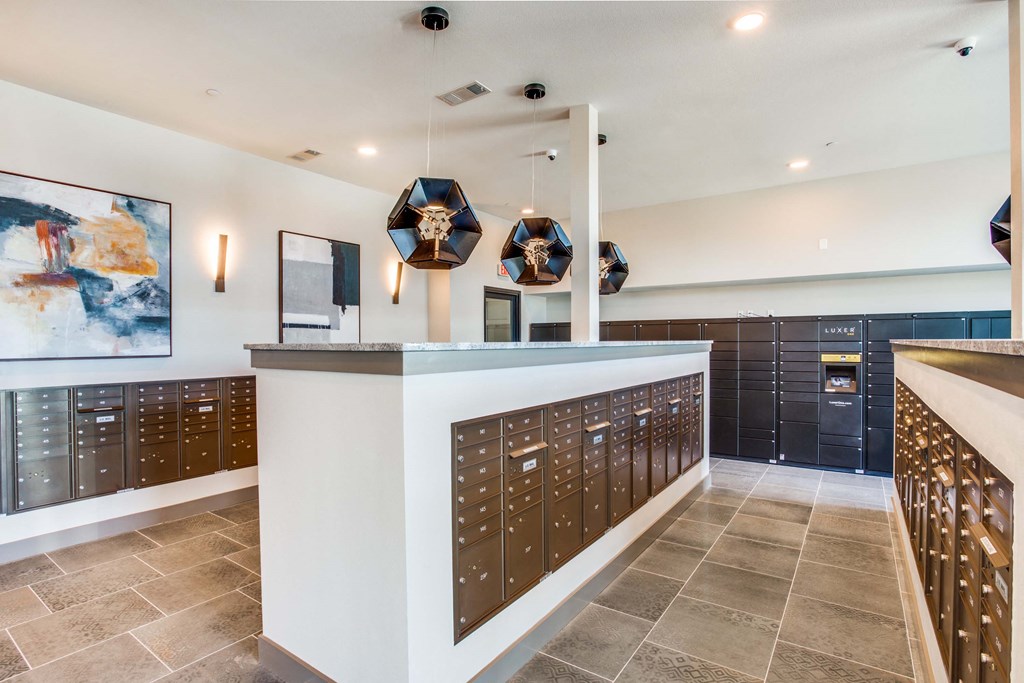 Westloop at the Diamond Interchange Irving TX  mail center and package hub