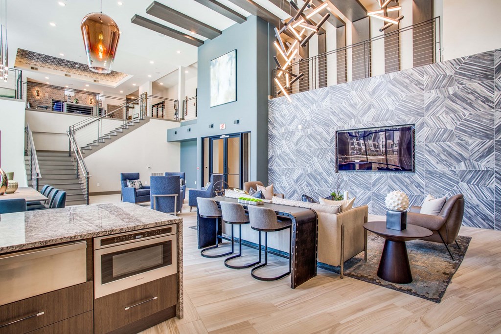 Westloop at the Diamond Interchange Irving TX resident lounge