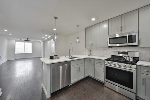 2605 Emerald Street 2-3 Beds Apartment for Rent - Photo Gallery 13