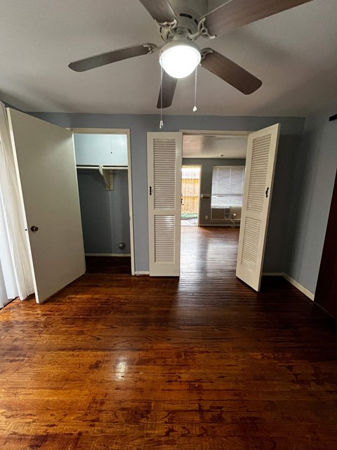 2815 Greenbriar Dr. 1 Bed Apartment for Rent - Photo Gallery 2