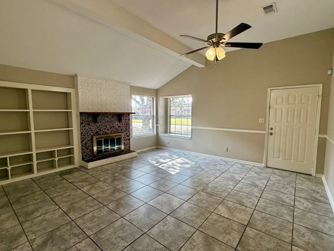 4411 Rattan 3 Beds Apartment for Rent