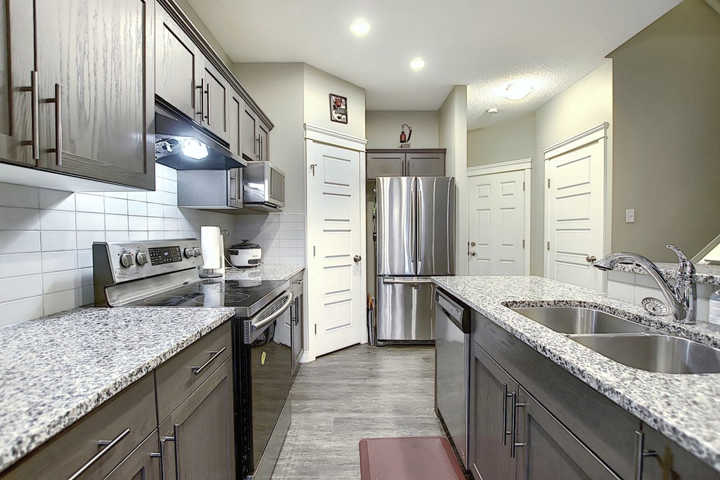 248 Hawks Ridge Boulevard Northwest 3 Beds House for Rent - Photo Gallery 19