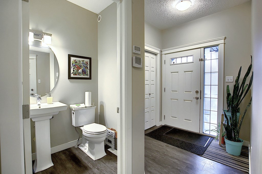 248 Hawks Ridge Boulevard Northwest 3 Beds House for Rent - Photo Gallery 2