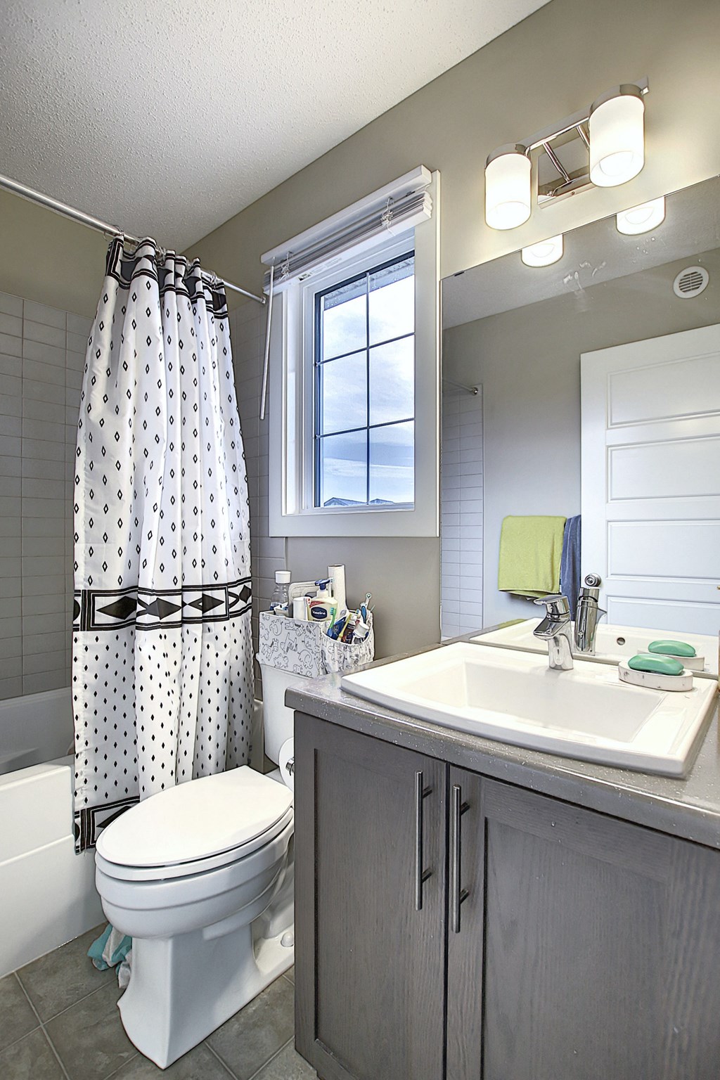 248 Hawks Ridge Boulevard Northwest 3 Beds House for Rent - Photo Gallery 12