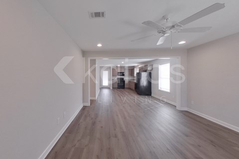 1396 Maxwell Cir 4 Beds Apartment for Rent