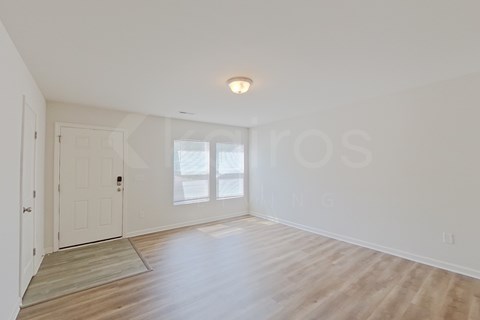 137 Shamrock Dr SW 3 Beds Apartment for Rent