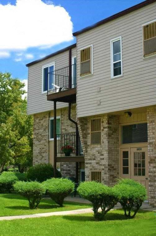17001 eleanor dr 1-3 Beds Apartment for Rent - Photo Gallery 1