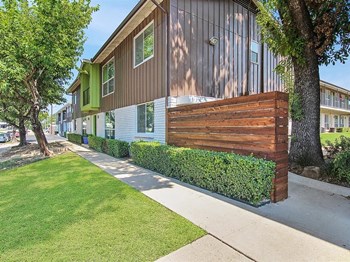 19Twenty - Denton, TX - Amenities
