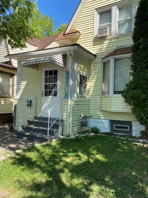 108 Mayer Ave. 3 Beds Apartment for Rent
