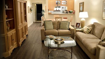 1550 NE Ocean Blvd #204B 2 Beds House for Rent - Photo Gallery 3