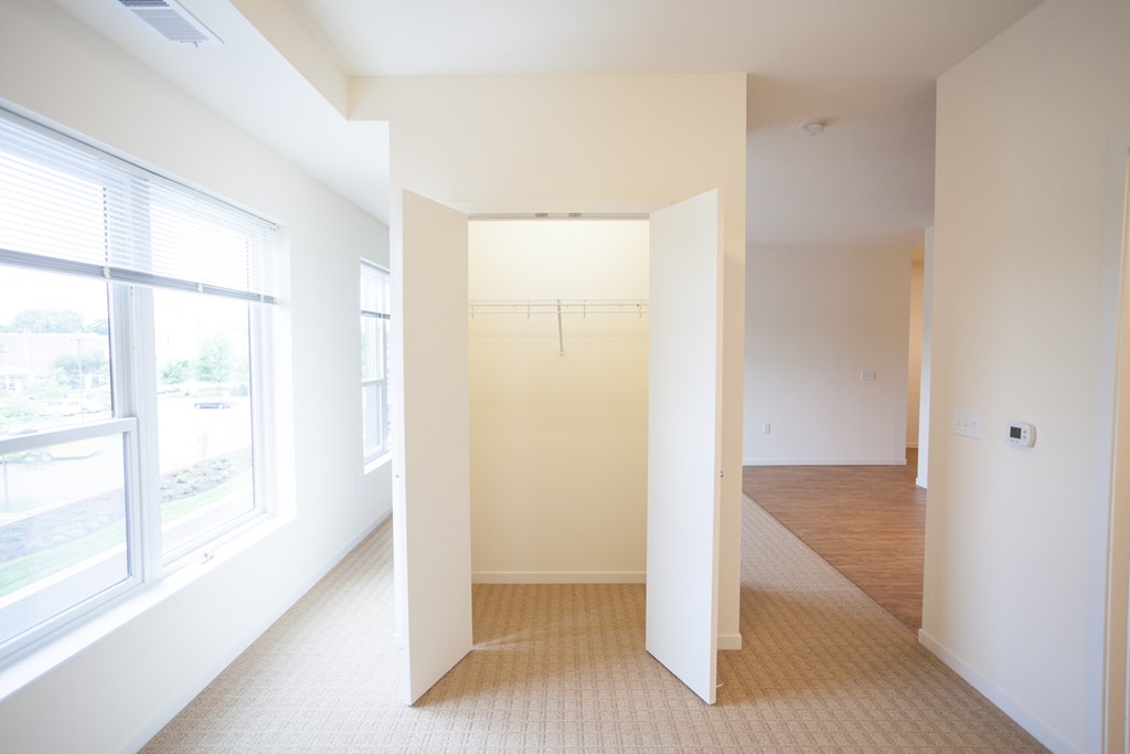 Broadway Flats Studio Closet