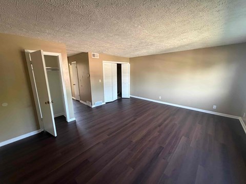 1849 E. Dodge 1-2 Beds Apartment for Rent