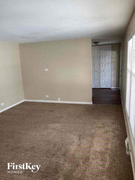 2 Devon Ct 4 Beds Apartment for Rent