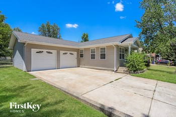 5 N Lang Drive 4 Beds House for Rent - Photo Gallery 2