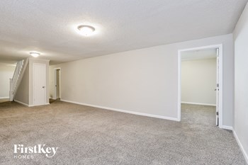 5 N Lang Drive 4 Beds House for Rent - Photo Gallery 3