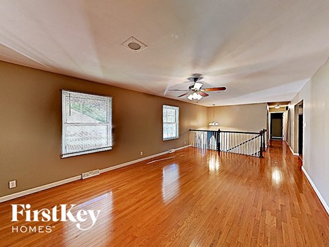 6 Rouen Ct 3 Beds Apartment for Rent
