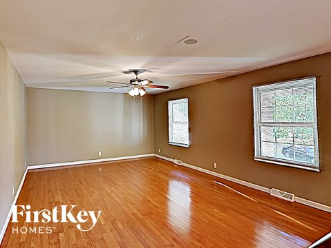6 Rouen Ct 3 Beds Apartment for Rent