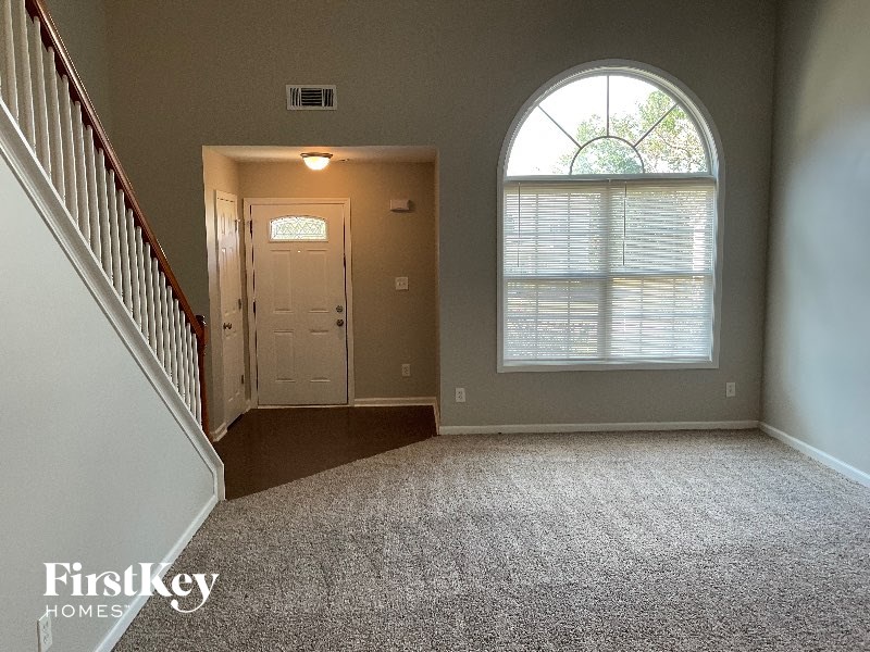 41 Citadel Dr 4 Beds House for Rent - Photo Gallery 2