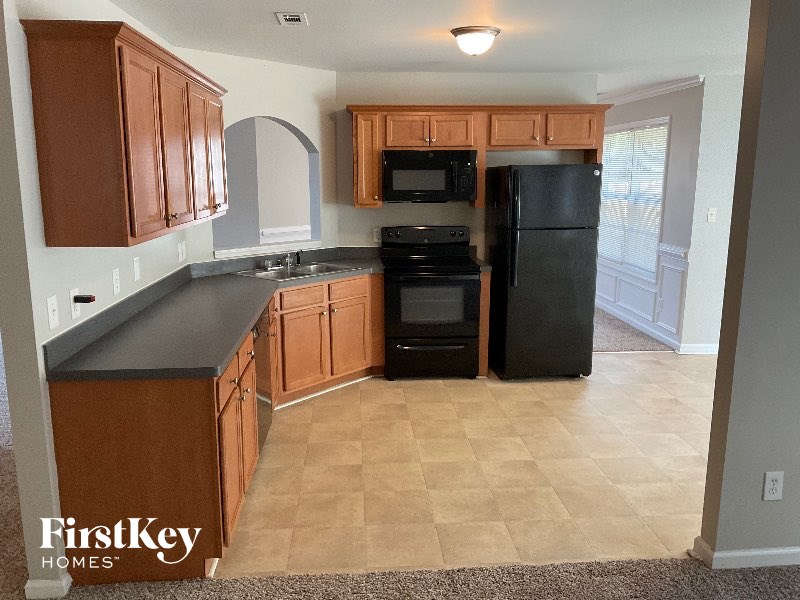 41 Citadel Dr 4 Beds House for Rent - Photo Gallery 5