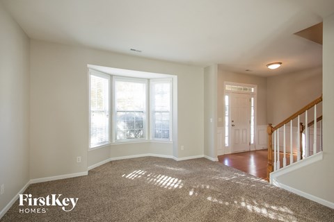 46 Aberdeen Ct 4 Beds Apartment for Rent