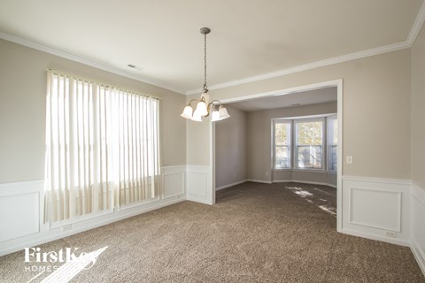 46 Aberdeen Ct 4 Beds Apartment for Rent