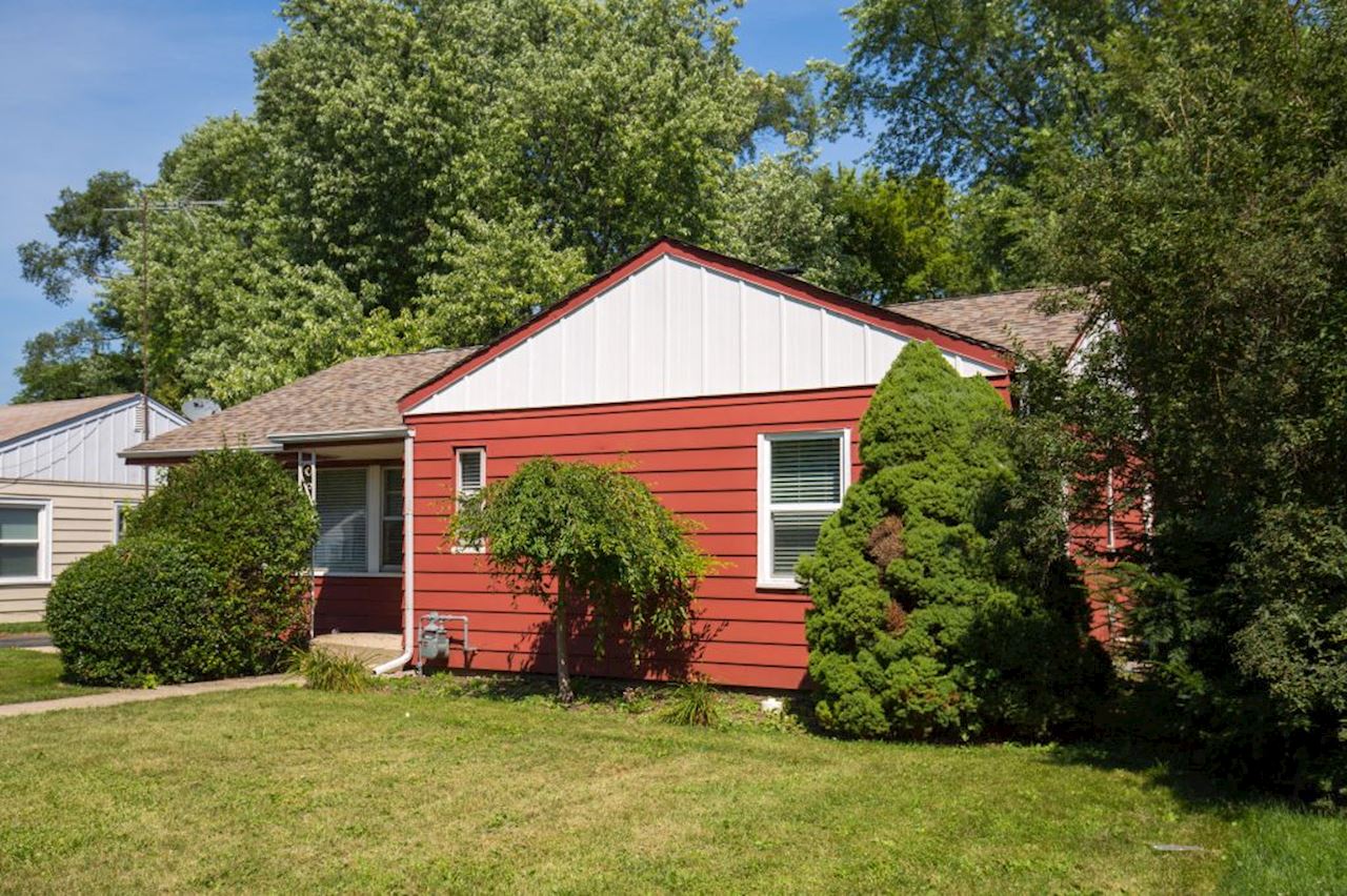 63 S Midland Ave 3 Beds Apartment for Rent