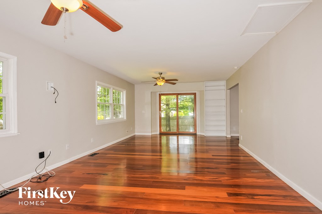 69 Oak Valley Studio House for Rent - Photo Gallery 3