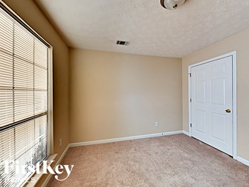 85 Harvard Drive 3 Beds House for Rent - Photo Gallery 5