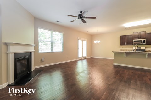 98 Westin Way 5 Beds Apartment for Rent