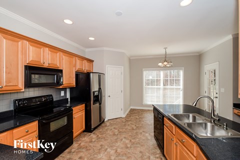 101 Orchard Ln 4 Beds Apartment for Rent