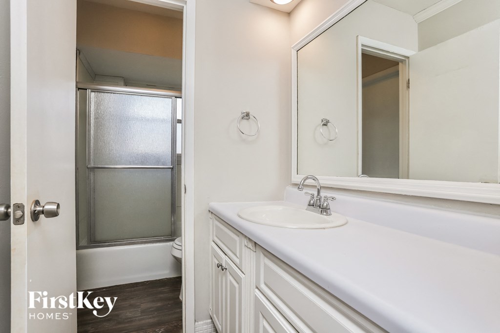 105 ROLAND AVE 3 Beds House for Rent - Photo Gallery 12