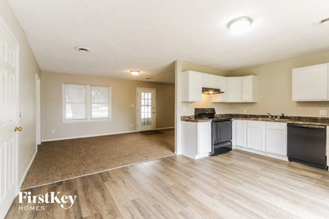 112 Lind Drive 3 Beds Apartment for Rent