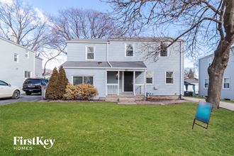 112 W Glenlake Ave 3 Beds Apartment for Rent