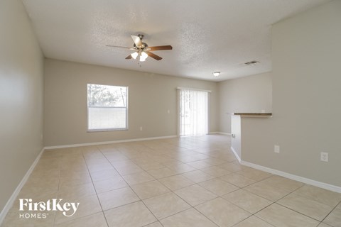 115 Marsh St 4 Beds Apartment for Rent