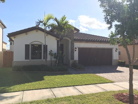 115 NE 26 Ter 4 Beds Apartment for Rent