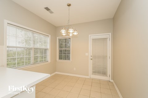 117 Cobblestone Ter 3 Beds Apartment for Rent