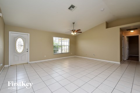 117 Blackstone Dr 3 Beds Apartment for Rent