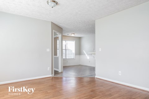 120 Grayview CT 3 Beds Apartment for Rent