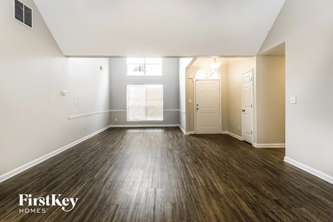 120 Kent Drive 3 Beds Apartment for Rent
