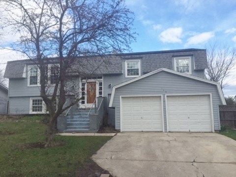 120 S Lancaster 4 Beds Apartment for Rent