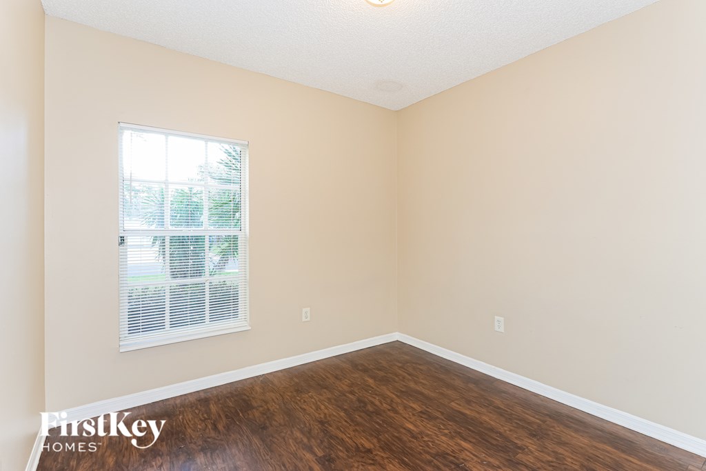 122 Dahl Avenue 4 Beds House for Rent - Photo Gallery 9