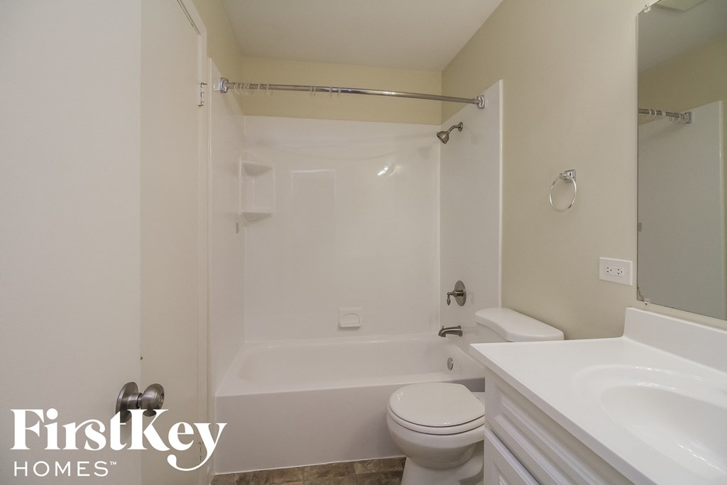 125 S Orchard Dr 3 Beds House for Rent - Photo Gallery 9