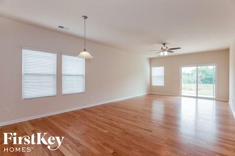 126 Willow Valley Drive 4 Beds Apartment for Rent