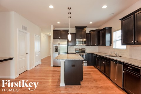 126 Willow Valley Drive 4 Beds Apartment for Rent