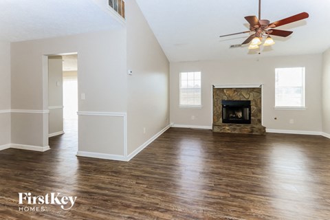 128 Greenleaf Drive 3 Beds Apartment for Rent