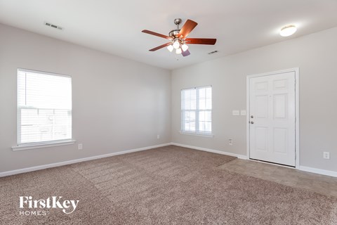130 Colville Road 3 Beds Apartment for Rent
