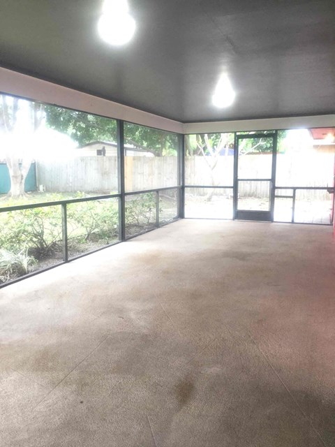 132 Santander Court 5 Beds Apartment for Rent