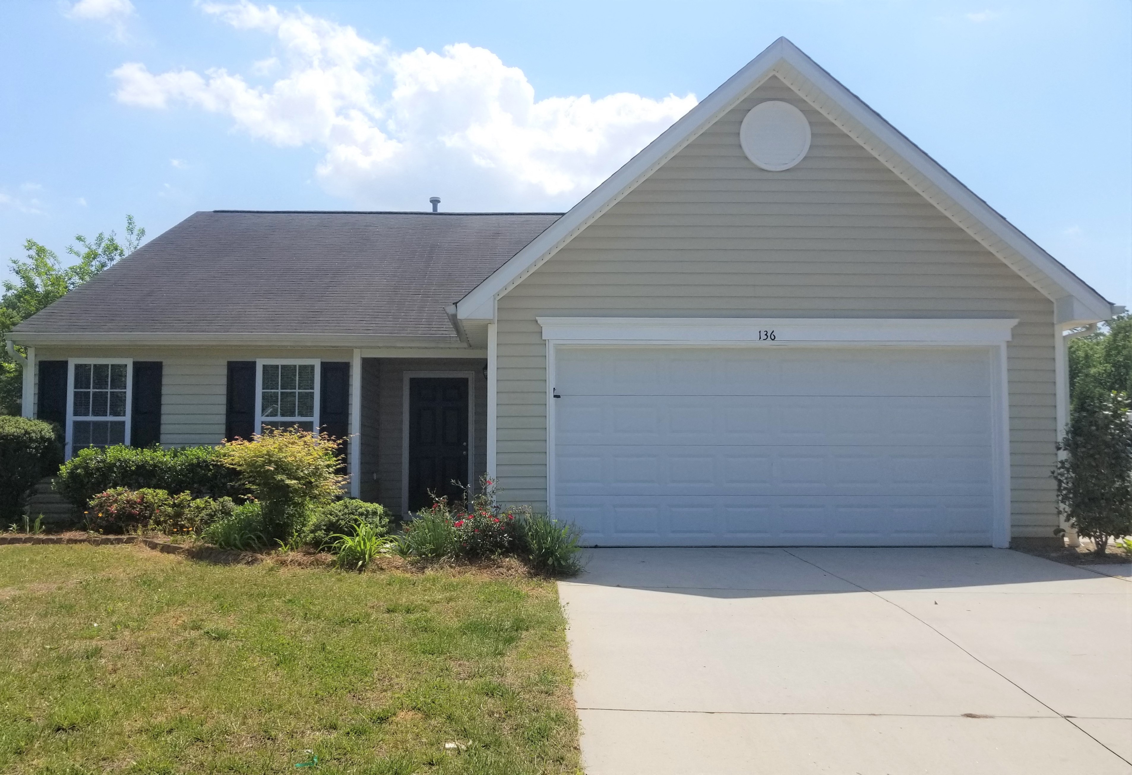 136 Rockbridge Ct 3 Beds Apartment for Rent